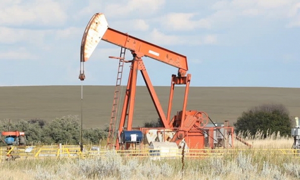 Giá dầu tăng bởi sự lạc quan về nhu cầu của Trung Quốc