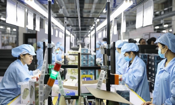 Kinh tế thế giới bấp bênh giữa suy thoái và ‘hạ cánh mềm’