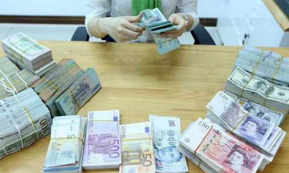 Việc điều hành chính sách tiền tệ vẫn gặp nhiều khó khăn trong năm 2023