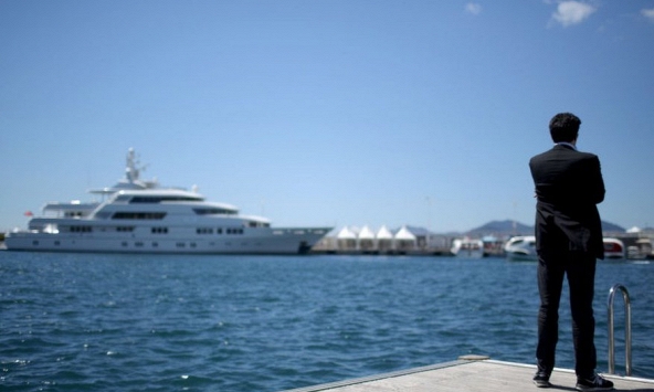 Mỗi ngày tài sản của các tỷ phú thế giới có thêm 2,7 tỷ USD