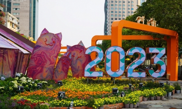 Cận cảnh đường hoa Nguyễn Huệ trước giờ khai mạc