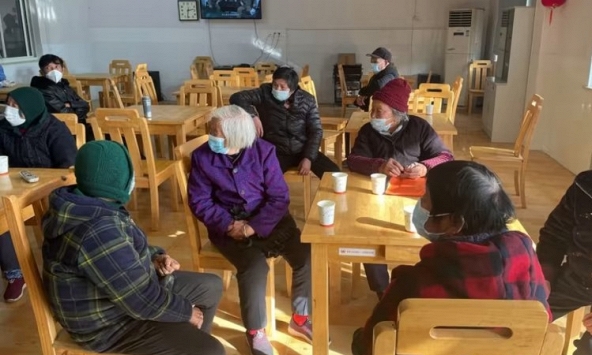 Trung Quốc đạt 'tiến bộ to lớn' trong việc tiêm chủng cho người lớn tuổi

