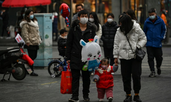 Chợ Vũ Hán nhộn nhịp đón Tết Nguyên đán nhưng nỗi buồn vẫn còn