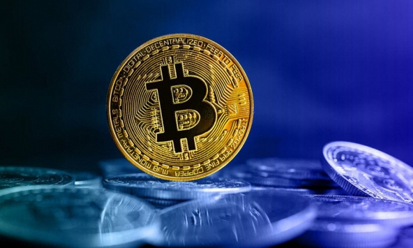 Bitcoin lại vượt ngưỡng 23.000 USD
