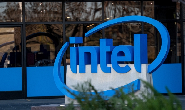 Cổ phiếu của nhà sản xuất máy tính Intel giảm mạnh

