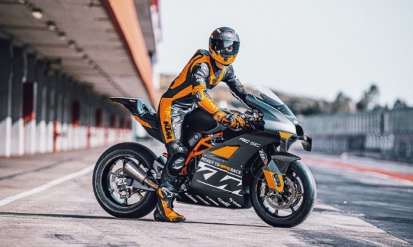 Bảng giá xe mô tô KTM tháng 2/2023 mới nhất