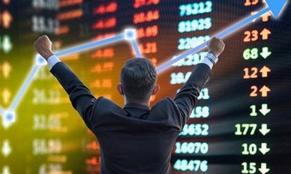 Cổ phiếu ngân hàng hồi phục, VN-Index kết phiên trong sắc xanh