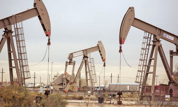 Giá dầu thô có phiên tăng thứ 2 liên tiếp