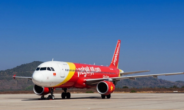 Vietjet Air (VJC) lần đầu báo lỗ trong năm 2022