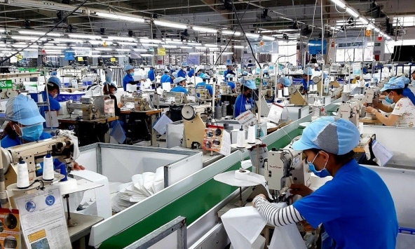 Sản xuất công nghiệp TP.HCM trong tháng Tết giảm hơn 21%