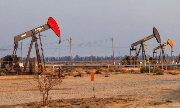 Giá xăng dầu ngày 7/2: Dầu thô tăng trở lại sau chuỗi giảm sâu