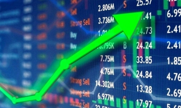 Cổ phiếu thép dậy sóng, VN-Index kết phiên trong sắc xanh