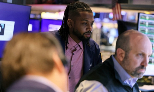 Chứng khoán thế giới giảm khi các nhà đầu tư đánh giá đợt thu nhập mới nhất