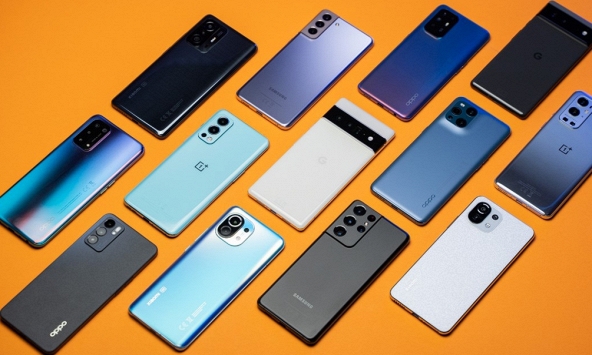 Thị trường smartphone tụt dốc, doanh số bán thấp kỷ lục trong 10 năm qua