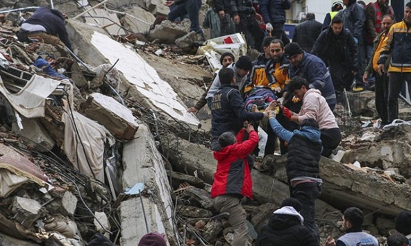 Hình ảnh cho thấy mức tàn phá khủng khiếp của động đất ở Thổ Nhĩ Kỳ và Syria