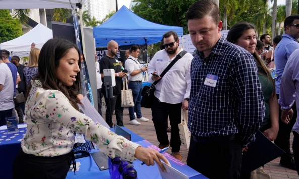 Thị trường việc làm. ngành CNTT Mỹ thu hẹp lần đầu tiên sau hơn hai năm