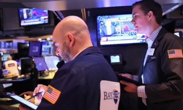 Chứng khoán châu Á giảm khi các nhà đầu tư chờ đợi công bố dữ liệu kinh tế mới