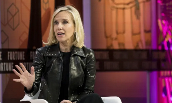 Giám đốc kinh doanh của Meta Marne Levine từ chức