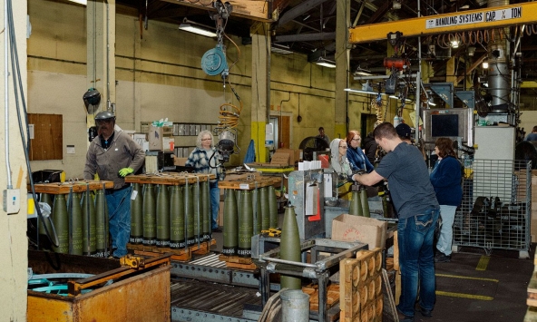 Cỗ máy chiến tranh thế giới đang cạn kiệt đạn dược