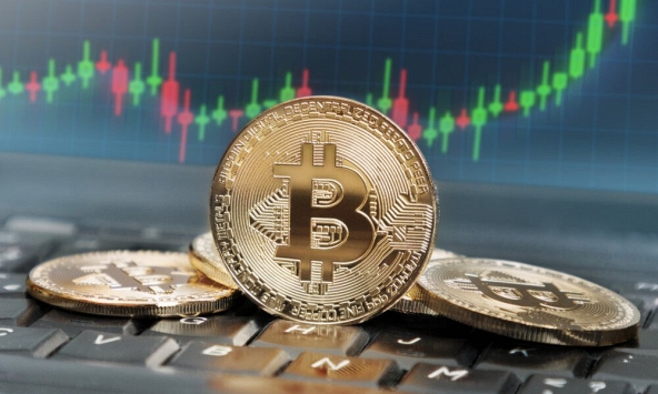 Giá Bitcoin lấy lại mốc 24.000 USD