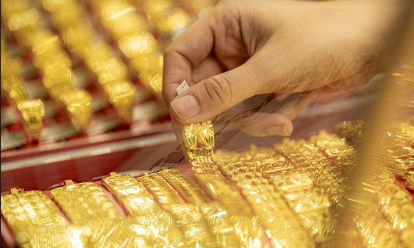 Giá vàng hôm nay 21/2: Vàng trong nước vẫn ở mức cao