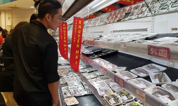 Cuối tuần, loạt siêu thị tại TPHCM đua nhau tung khuyến mãi