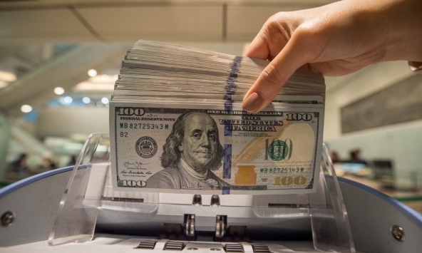 Tỷ giá ngoại tệ 27/2: Đồng USD duy trì ở mức cao