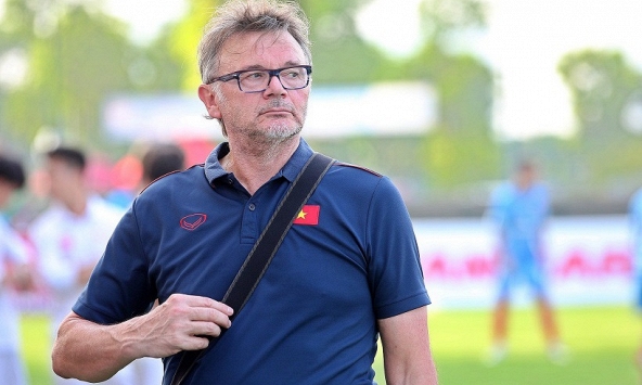 ĐT U23 Việt Nam tập buổi đầu tiên với tân HLV trưởng Philippe Troussier