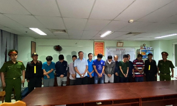 Bắt Giám đốc và 10 nhân viên trung tâm đăng kiểm ở TP.HCM