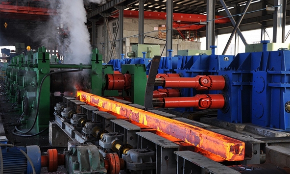 Giá sắt thép Trung Quốc tăng do nhu cầu được cải thiện