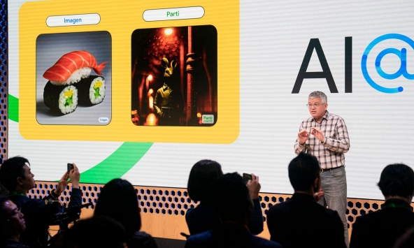 Cách Google trở nên thận trọng với AI và tạo cơ hội cho Microsoft