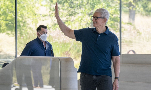 Liên tục mất nhân sự chủ chốt, Apple ra sao trong chiến lược chuyển đổi hoạt động kinh doanh?