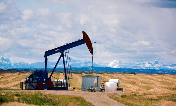 Giá xăng dầu 16/3: Dầu thô Brent chạm mức thấp nhất trong 3 tháng