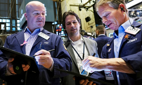 Chứng khoán châu Á giảm khi cổ phiếu ngân hàng Credit Suisse xuống thấp kỷ lục