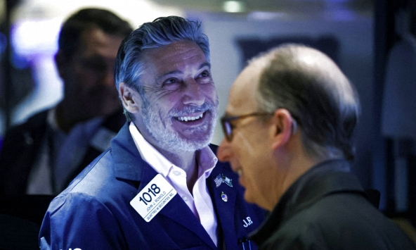 Thị trường chứng khoán Mỹ được cải thiện sau khi các ngân hàng được 'giải cứu'