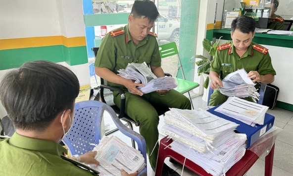 Đồng loạt kiểm tra 20 điểm giao dịch của F88 ở An Giang