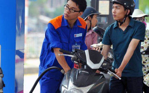 Doanh nghiệp đầu mối được quyết định giá bán lẻ xăng dầu