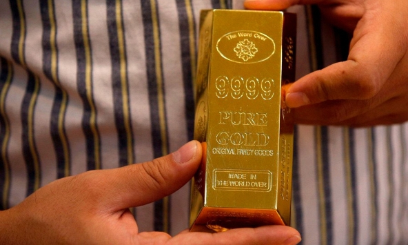 Giá vàng hôm nay 1/4: Tiếp tục xu hướng giảm