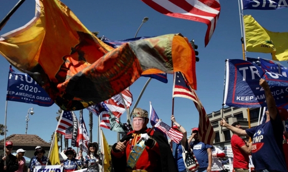 Xuất hiện biểu tình ủng hộ ông Donald Trump

