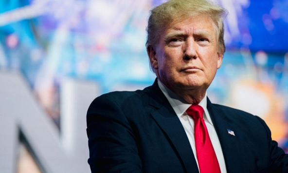 Ông Trump đến New York để đối mặt với cáo buộc lịch sử