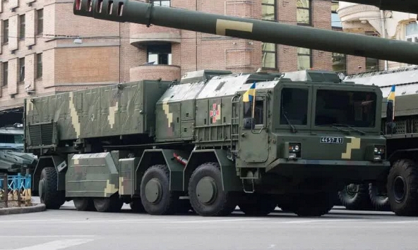 Binh sĩ Ukraina thu giữ xe bọc thép GAZ-3937 Vodnik cực hiếm của Nga