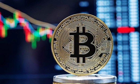 Bitcoin ít biến động, duy trì quanh 28.000 USD