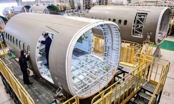 Vì sao Airbus đẩy mạnh đầu tư vào Trung Quốc trong khi Apple rút lui?