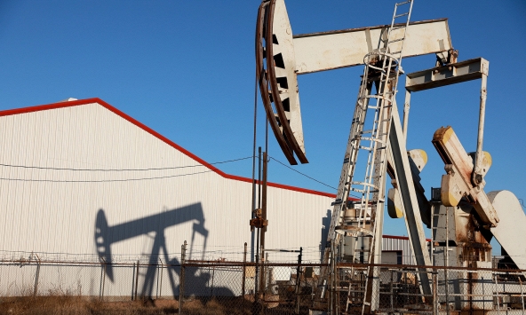 Giá xăng dầu 8/4: Đạt mức tăng hàng tuần thứ ba