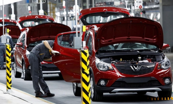 Đề xuất gia hạn 4 tháng thuế tiêu thụ đặc biệt với ô tô trong nước