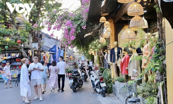 Hội An lùi thời gian thực hiện khách vào phố cổ tham quan phải mua vé