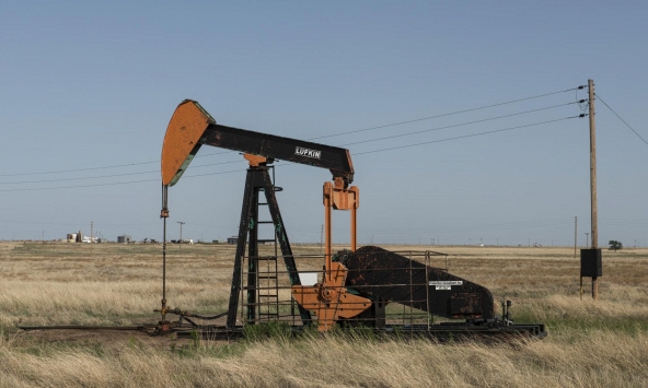 Giá xăng dầu 11/4: Dầu thô duy trì ổn định