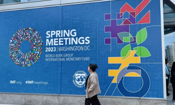 IMF cảnh báo bất ổn tài chính sẽ làm giảm tốc độ tăng trưởng toàn cầu