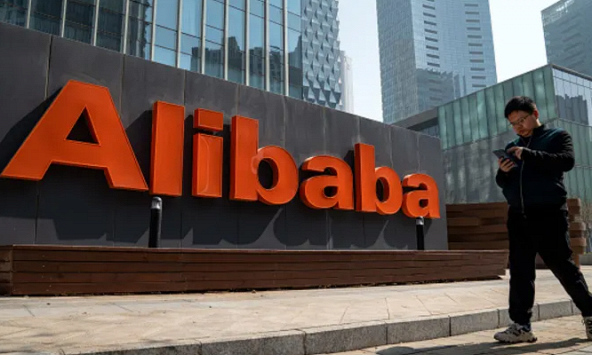 Cổ phiếu của Alibaba sụt giảm sau khi SoftBank thông báo bán 7,2 tỷ USD cổ phần