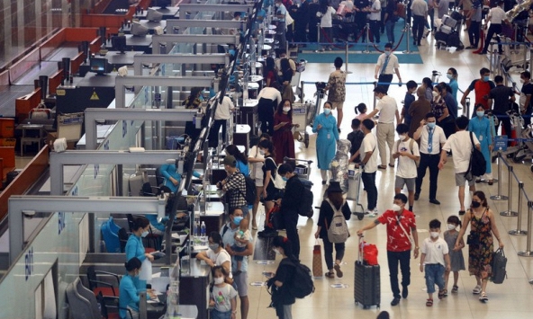 Xem xét tăng chuyến một số đường bay dịp nghỉ Lễ 30/4-1/5